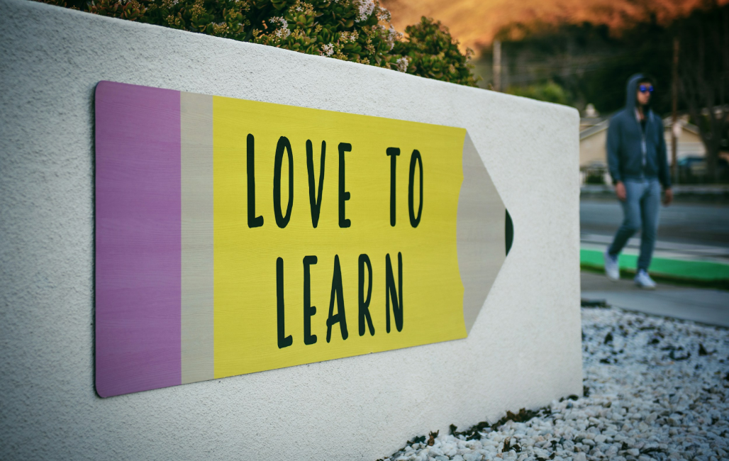 Love to Learn Logo